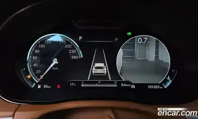 Genesis GV70 2023 2.5 Автомат в Москве № 856209, миниатюра 8