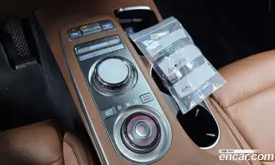 Genesis GV70 2023 2.5 Автомат в Москве № 856209, миниатюра 9