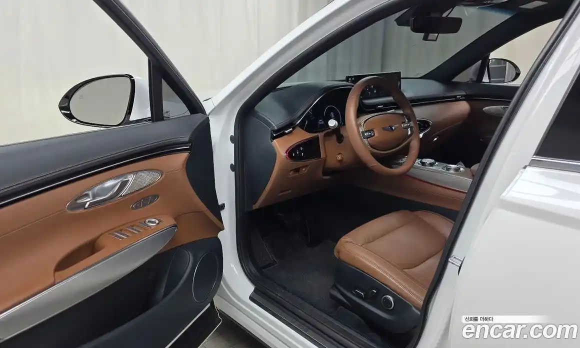 Genesis GV70 2023 2.5 Автомат в Москве № 856209, фото 10