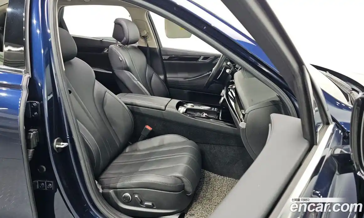 Genesis G80 2021 2.5 Автомат в Москве № 856214, фото 10