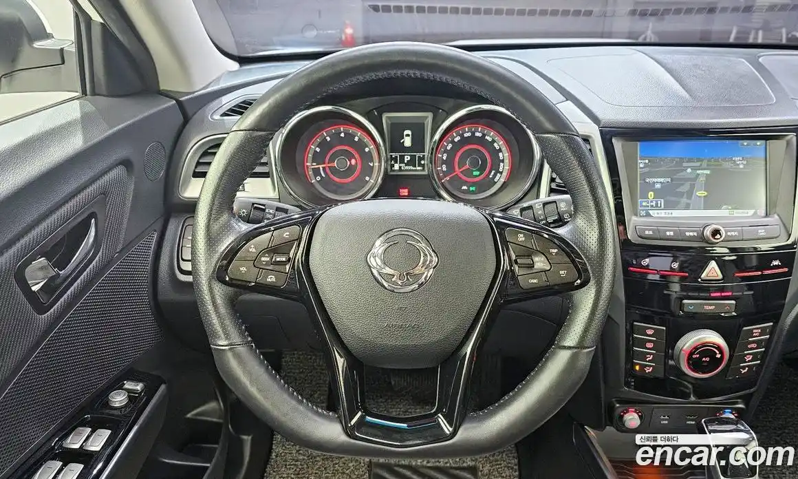 SsangYong TIBOLI 2018 1.6 Автомат в Москве № 856591, фото 13
