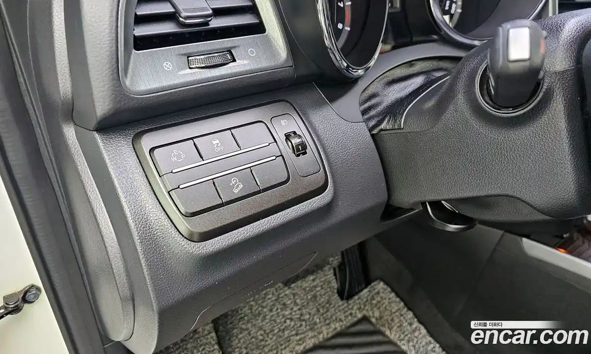 SsangYong TIBOLI 2018 1.6 Автомат в Москве № 856591, фото 16