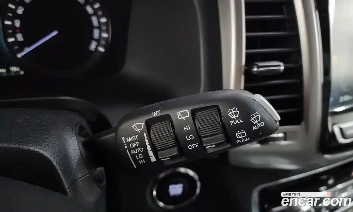 SsangYong Rexton 2018 2.2 Автомат в Москве № 856648, фото 14