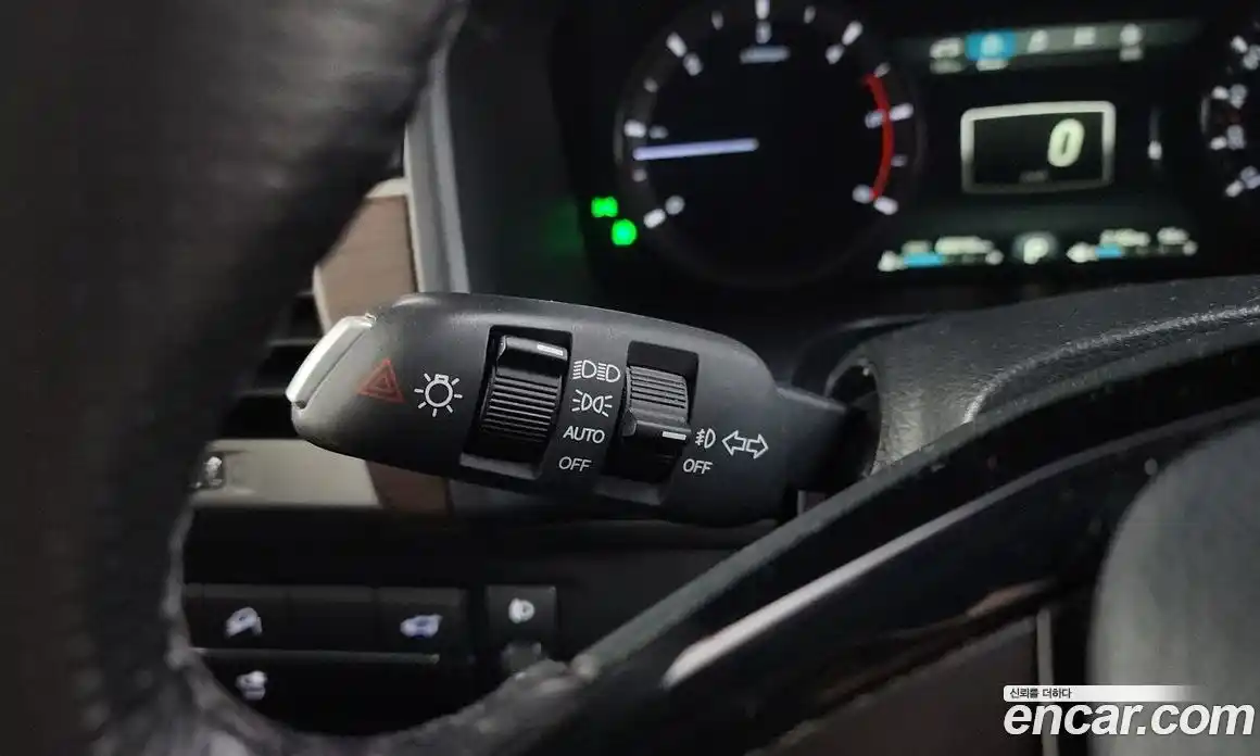 SsangYong Rexton 2018 2.2 Автомат в Москве № 856648, фото 9