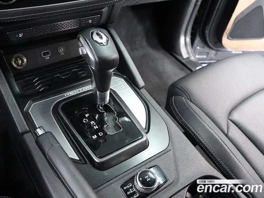 SsangYong Rexton 2019 2.2 Автомат в Москве № 857046, фото 8