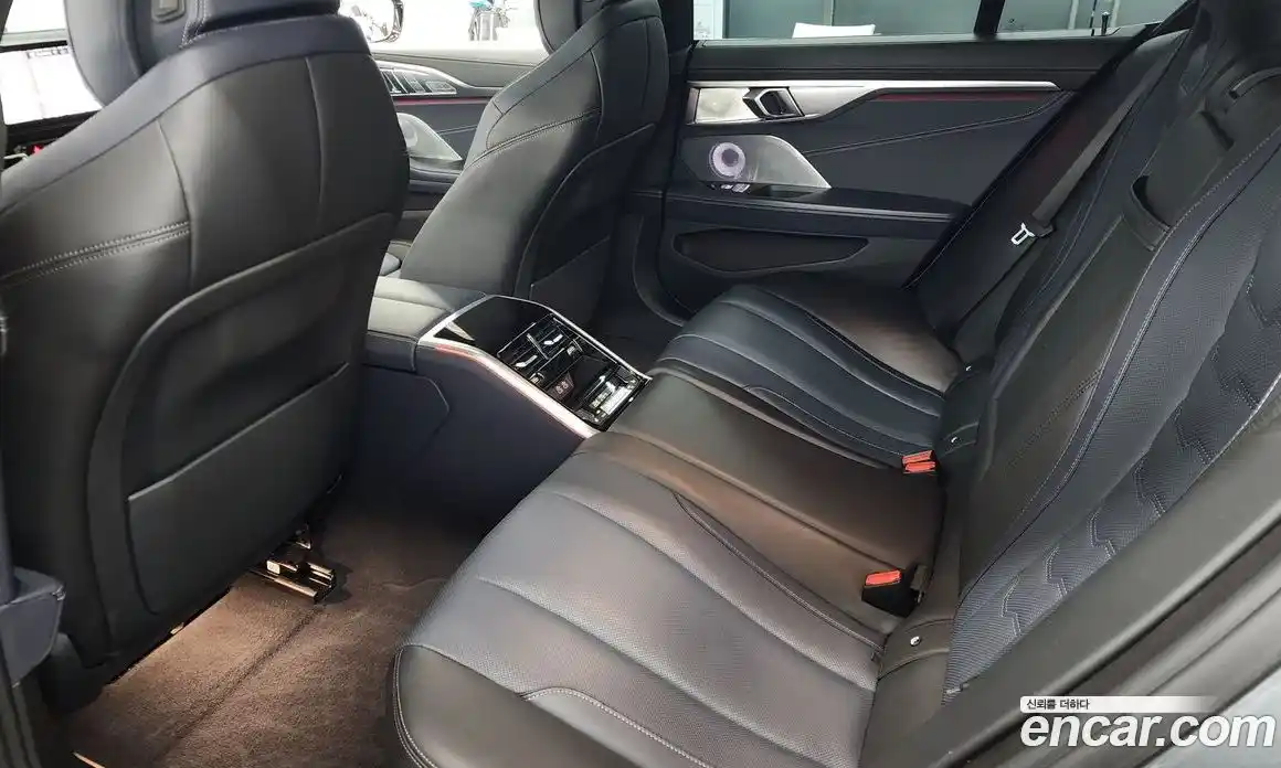 BMW 8-Series 2023 4.4 Автомат в Москве № 857134, фото 11
