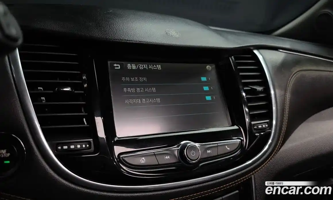 Chevrolet Trax 2018 1.4 Автомат в Москве № 857698, фото 16