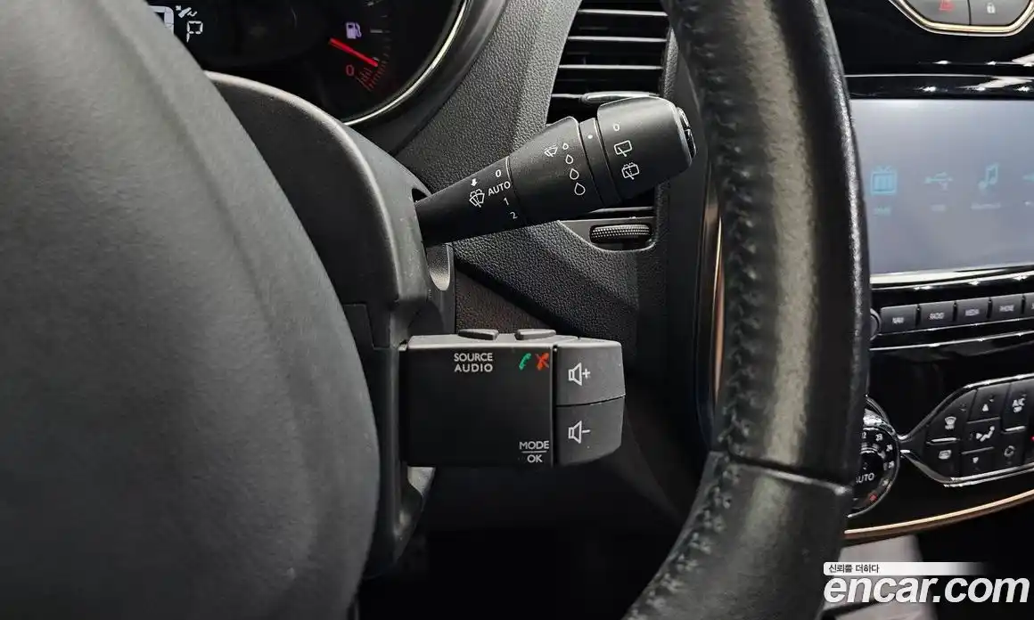 Renault QM3 2016 1.5 Автомат в Москве № 858239, фото 17