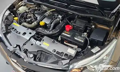 Renault QM3 2016 1.5 Автомат в Москве № 858239, миниатюра 6