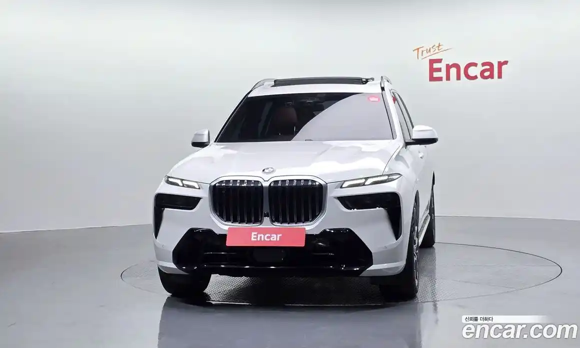 BMW X7 2023 3.0 Автомат в Москве № 858650, фото 3