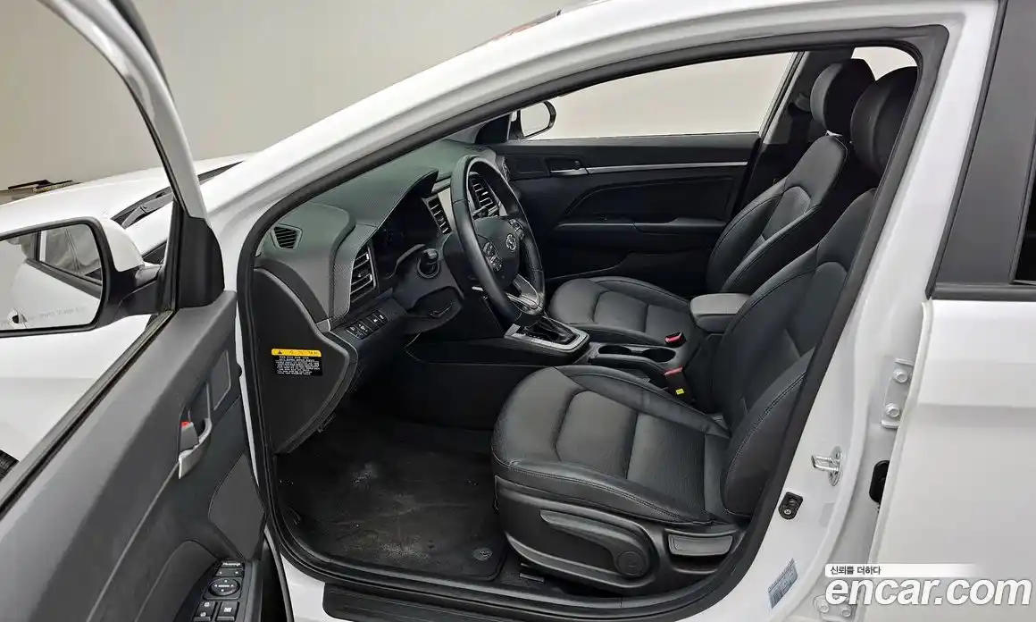Hyundai Avante 2020 1.6 гидро в Москве № 885938, фото 10