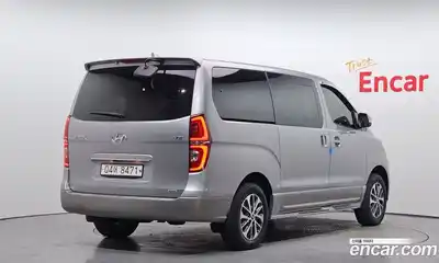 Hyundai Starex 2019 2.5 Автомат в Москве № 886136, миниатюра 2