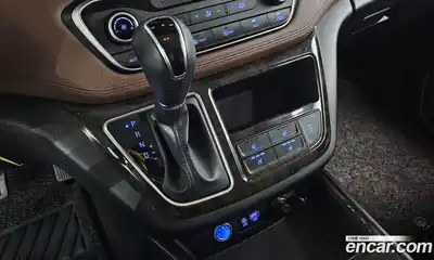 Hyundai Starex 2019 2.5 Автомат в Москве № 886136, миниатюра 9