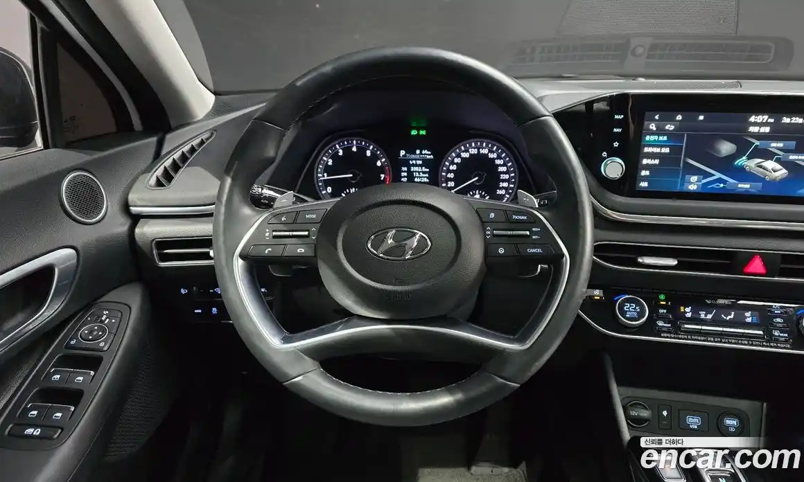 Hyundai Sonata 2019 2.0 Автомат в Москве № 886142, фото 13