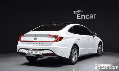 Hyundai Sonata 2019 2.0 Автомат в Москве № 886142, миниатюра 2