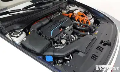 Hyundai Grandeur 2023 1.6 Автомат в Москве № 886491, миниатюра 6