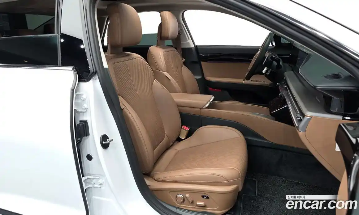 Hyundai Grandeur 2023 1.6 Автомат в Москве № 886491, фото 10