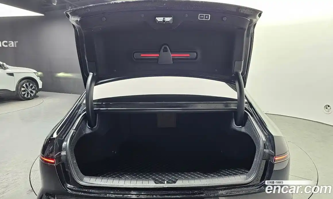 Hyundai Grandeur 2023 1.6 Автомат в Москве № 886676, фото 20