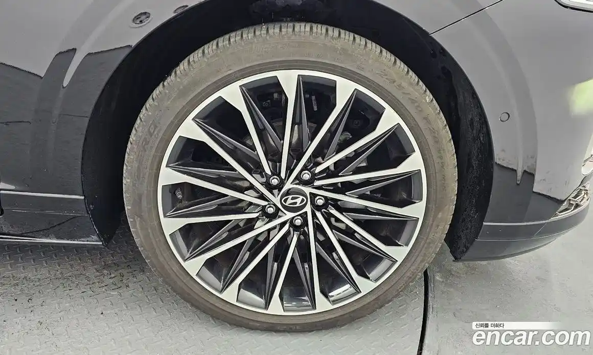 Hyundai Grandeur 2023 1.6 Автомат в Москве № 886676, фото 5