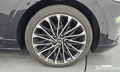 Hyundai Grandeur 2023 1.6 Автомат в Москве № 886676, миниатюра 5