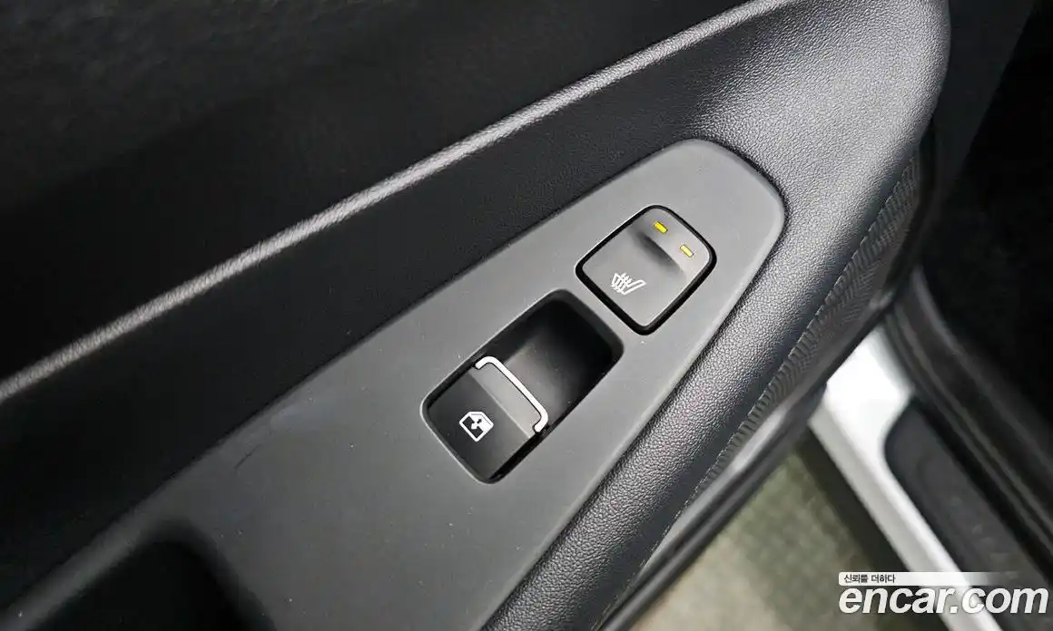 Hyundai Santa Fe 2020 2.2 Автомат в Москве № 886850, фото 19