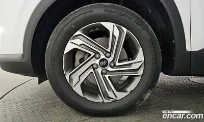 Hyundai Santa Fe 2020 2.2 Автомат в Москве № 886850, миниатюра 5