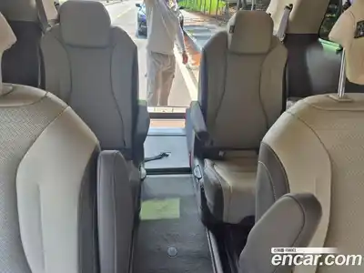 Kia Canival 2025 1.6 Автомат в Москве № 887194, миниатюра 7