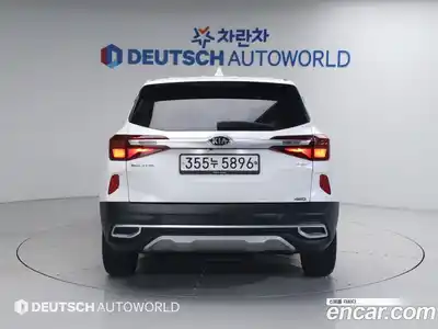 Kia Seltos 2020 1.6 Автомат в Москве № 887825, миниатюра 4