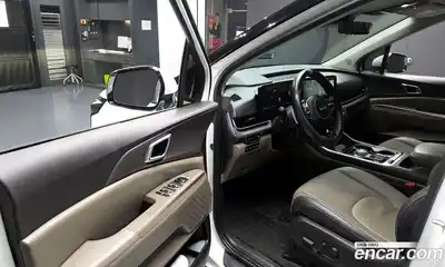 Kia Canival 2024 1.6 Автомат в Москве № 887837, миниатюра 11