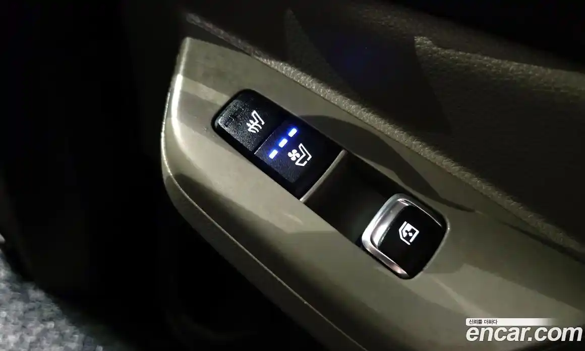 Kia Canival 2024 1.6 Автомат в Москве № 887837, фото 19