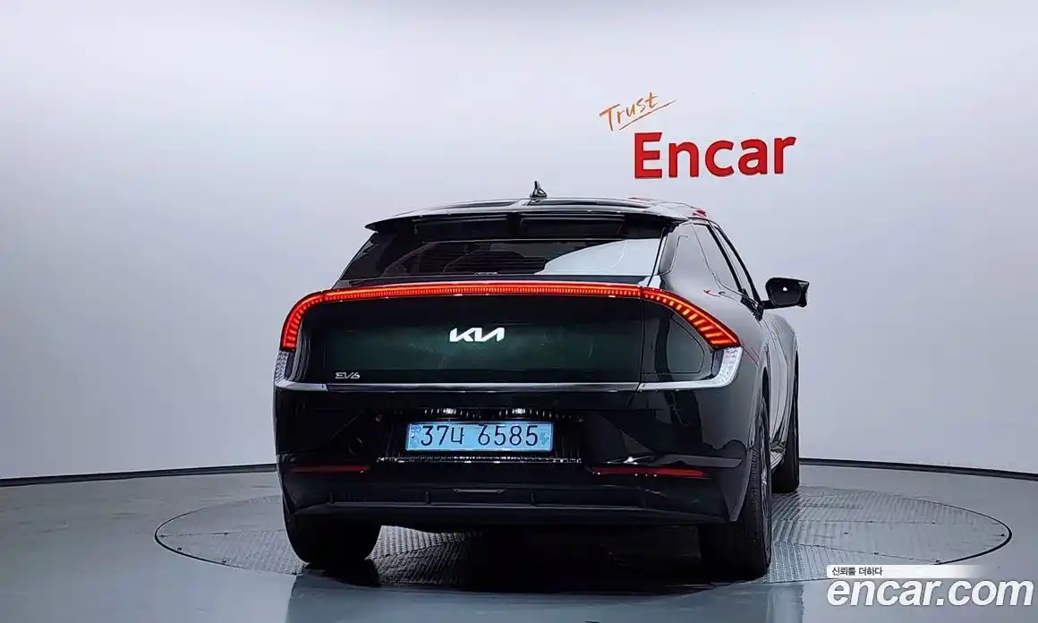 Kia EV6 2021 0.1 Автомат в Москве № 888138, фото 4