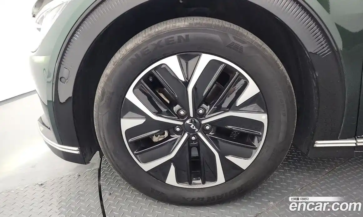 Kia EV6 2021 0.1 Автомат в Москве № 888138, фото 5