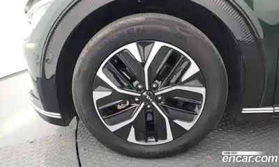 Kia EV6 2021 0.1 Автомат в Москве № 888138, миниатюра 5