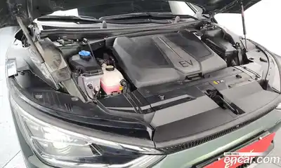 Kia EV6 2021 0.1 Автомат в Москве № 888138, миниатюра 6