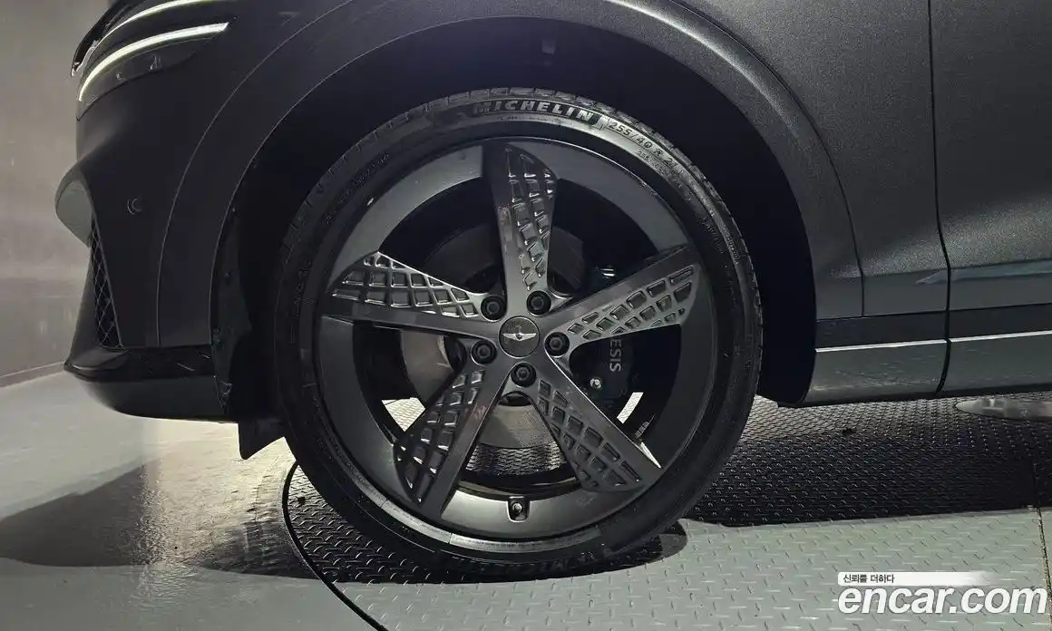 Genesis GV70 2022 2.5 Автомат в Москве № 888538, фото 5