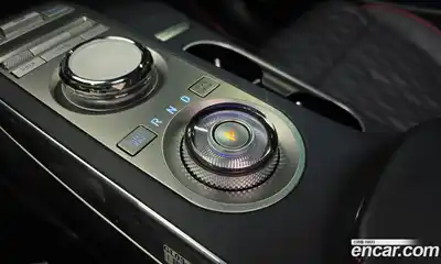 Genesis GV70 2022 2.5 Автомат в Москве № 888538, миниатюра 9