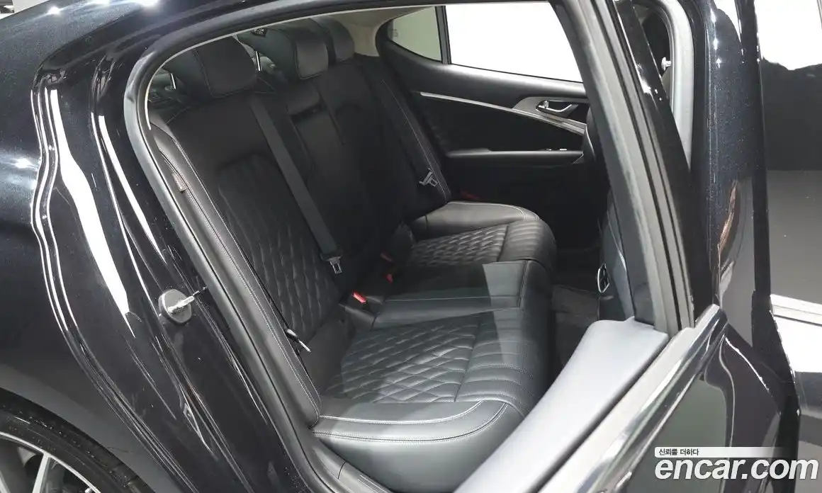 Genesis G70 2024 2.5 Автомат в Москве № 888574, фото 12