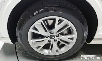 Genesis GV70 2024 2.5 Автомат в Москве № 888620, миниатюра 4