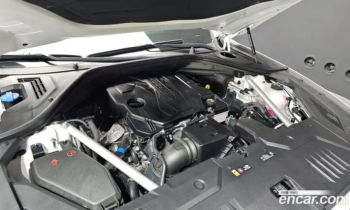 Genesis GV70 2024 2.5 Автомат в Москве № 888620, фото 5