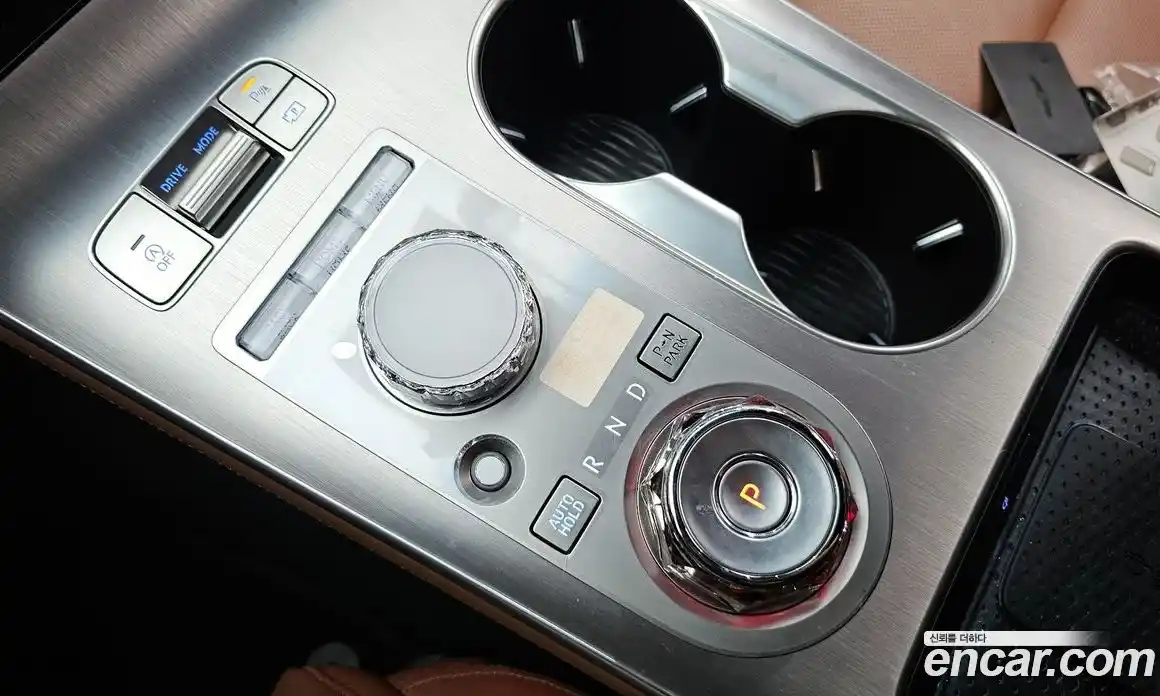 Genesis GV70 2024 2.5 Автомат в Москве № 888620, фото 8