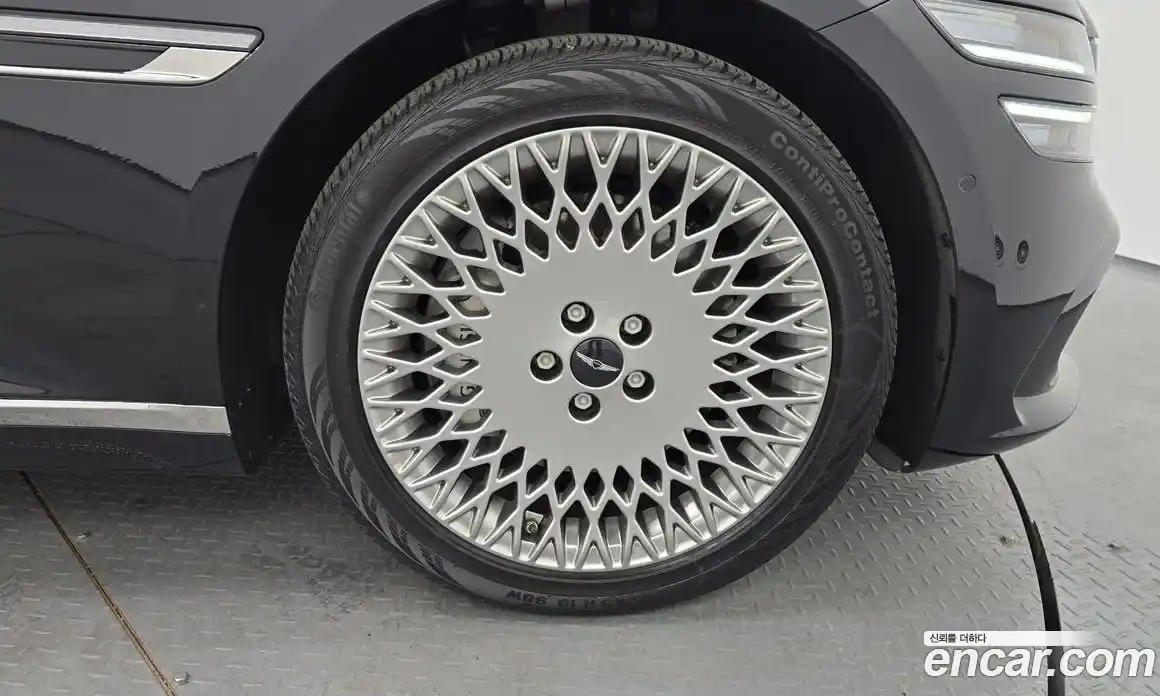 Genesis G80 2024 2.5 Автомат в Москве № 888678, фото 5