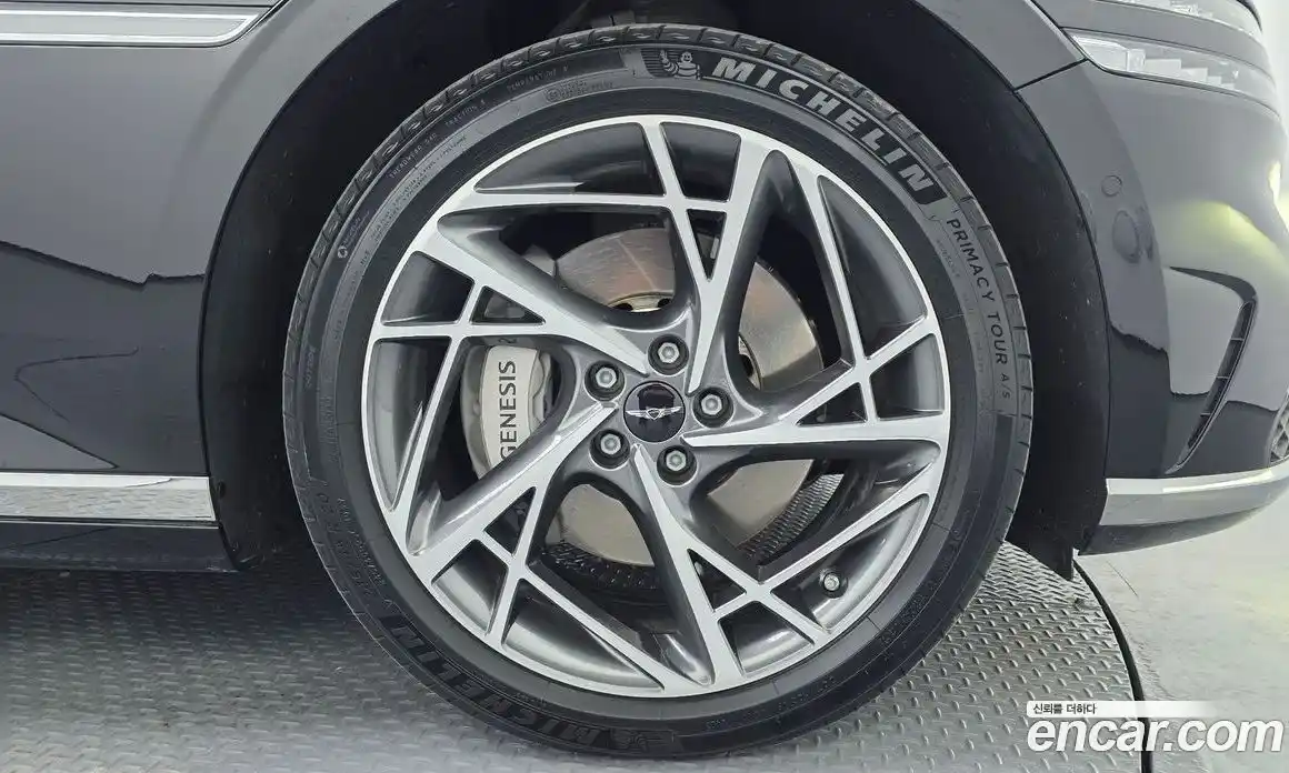 Genesis G90 2024 3.5 гидро в Москве № 888679, фото 5