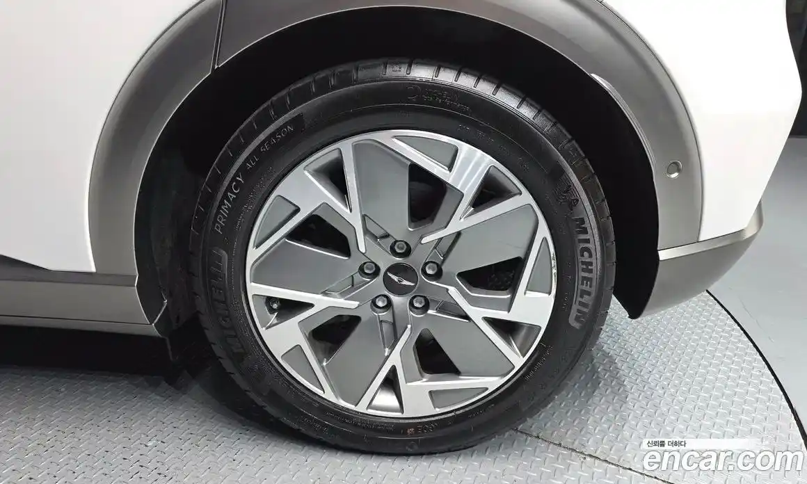 Genesis GV60 2023 0.1 Автомат в Москве № 888758, фото 5