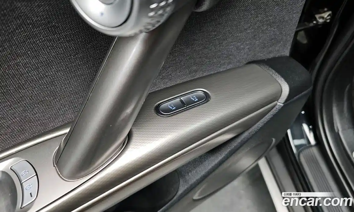 Genesis GV60 2022 0.1 Автомат в Москве № 888889, фото 17