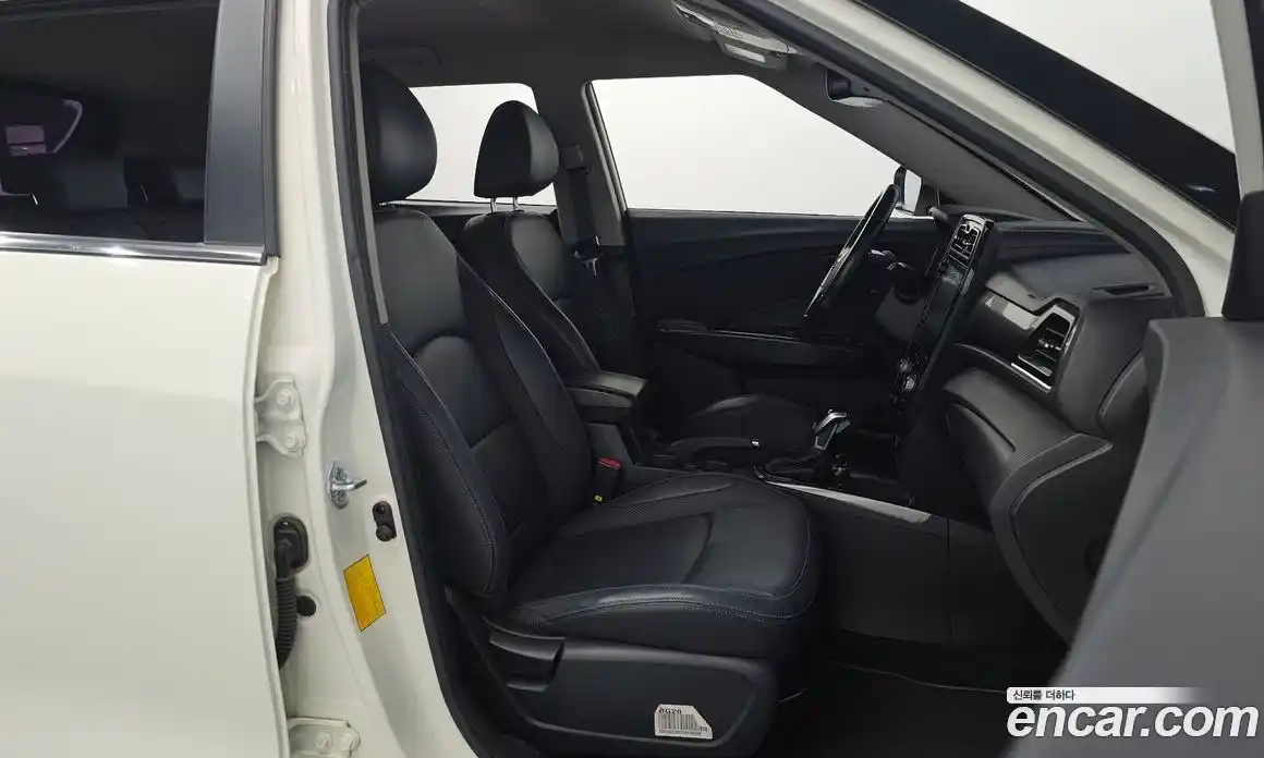 SsangYong TIBOLI 2020 1.5 Автомат в Москве № 889581, фото 10