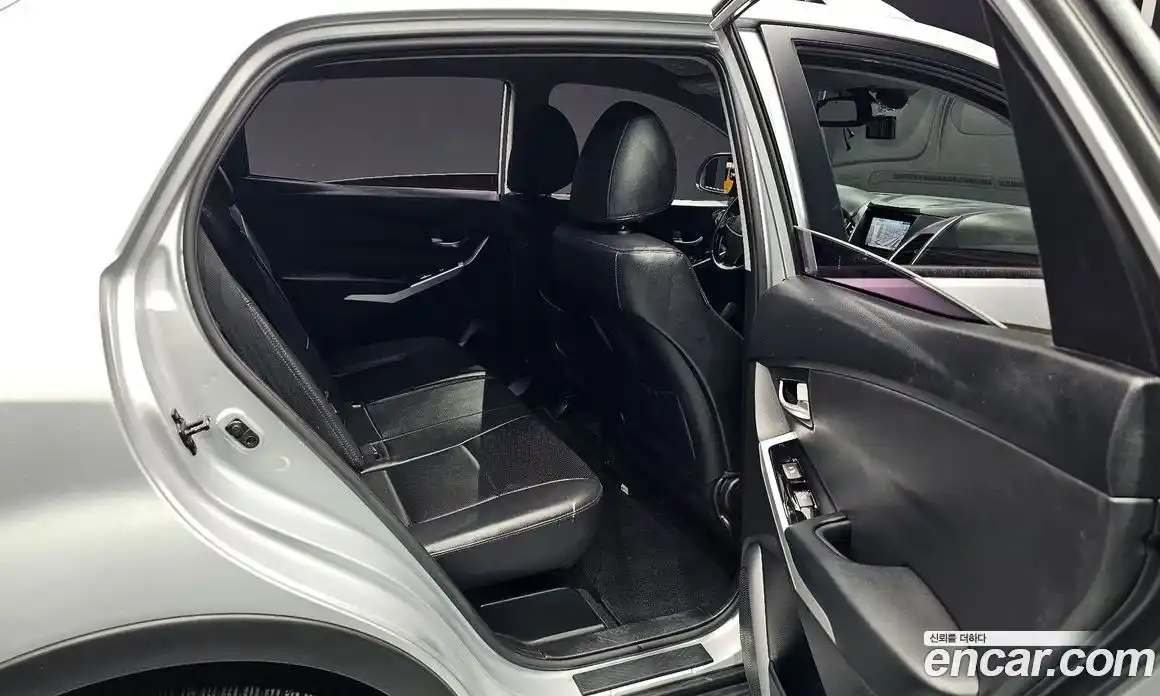 SsangYong Korando 2015 2.0 гидро в Москве № 889593, фото 11