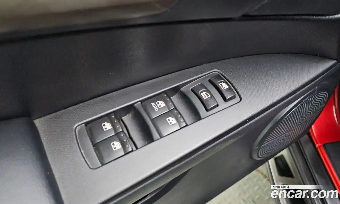 SsangYong Korando 2013 2.0 Автомат в Москве № 889598, фото 13