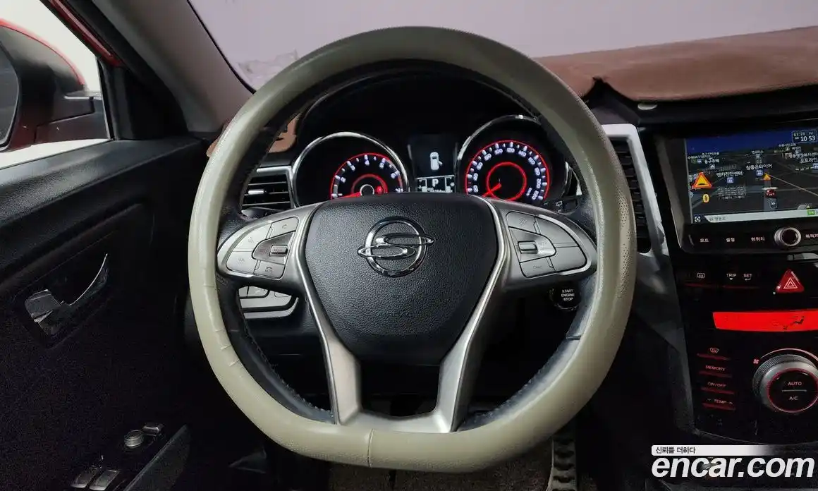 SsangYong TIBOLI 2015 1.6 Автомат в Москве № 889750, фото 13