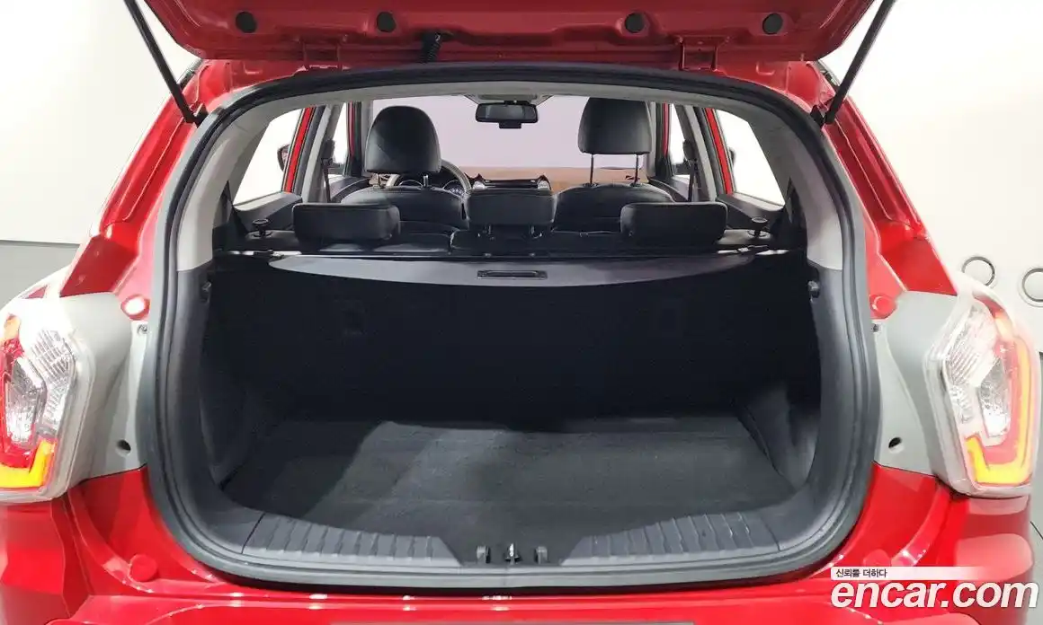 SsangYong TIBOLI 2015 1.6 Автомат в Москве № 889750, фото 20