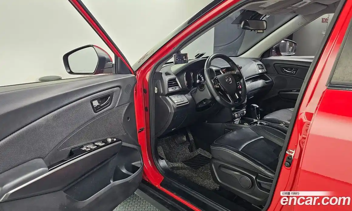 SsangYong TIBOLI 2017 1.6 Автомат в Москве № 889795, фото 10